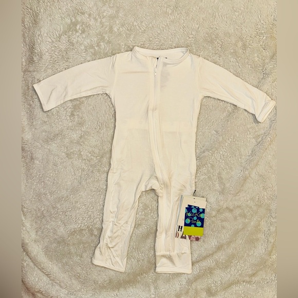 NWT Kickee Romper - Picture 2 of 4